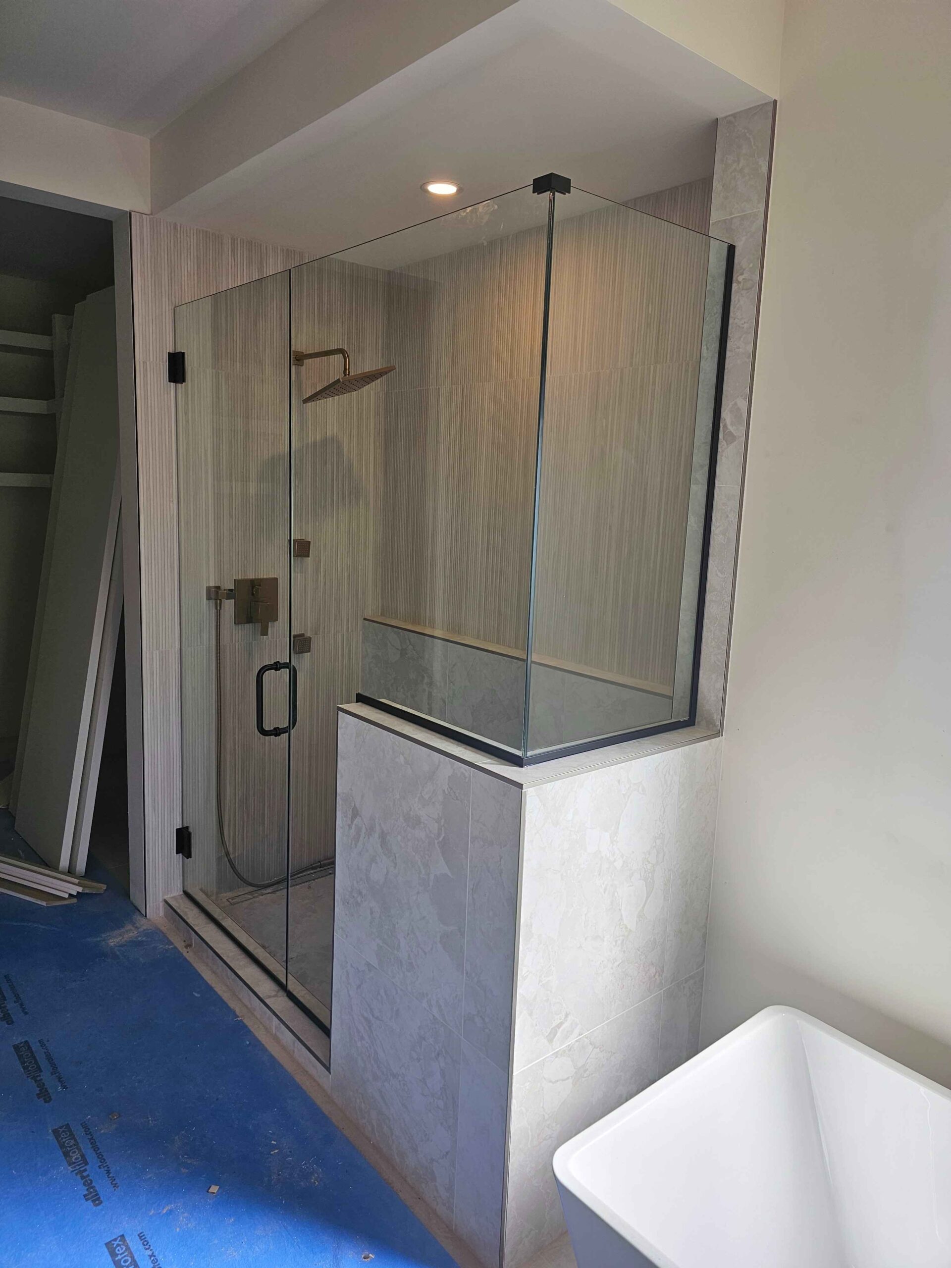Frameless Shower