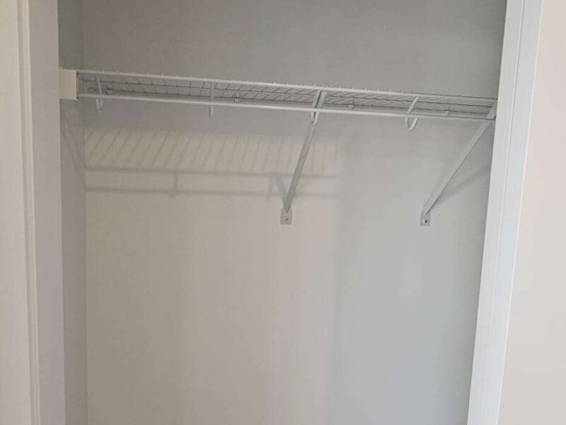 Wire Shelving (23)
